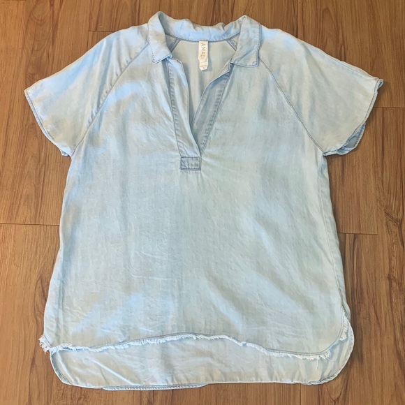 Anthropologie Amadi Chambray Tunic V-Neck Top - Picture 2 of 8